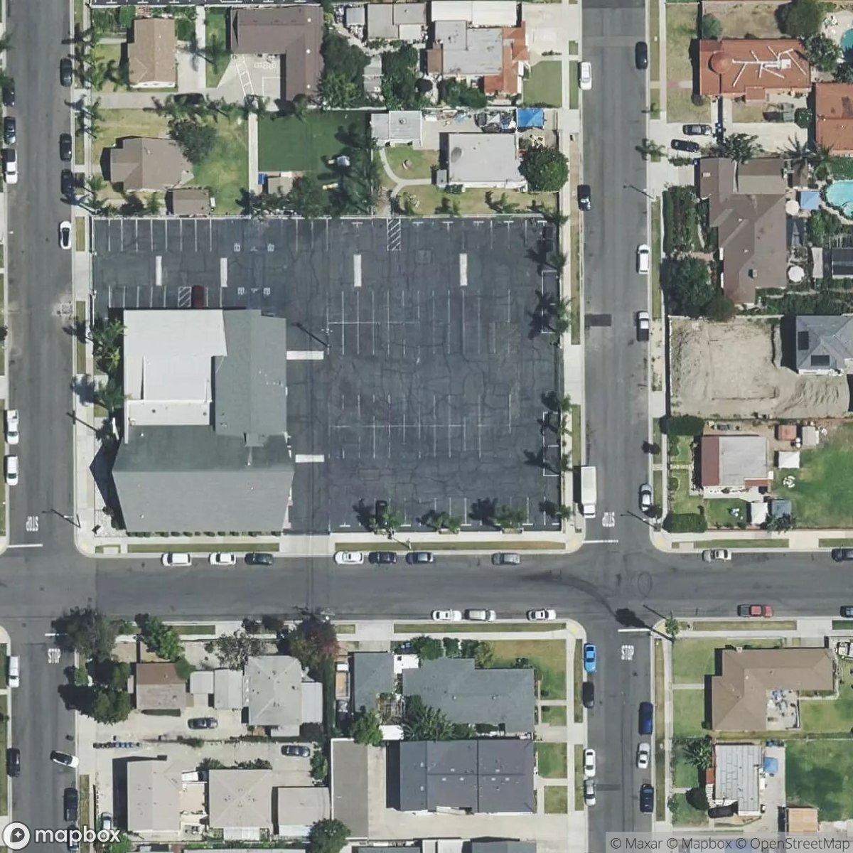 Washington Avenue Basketball Court