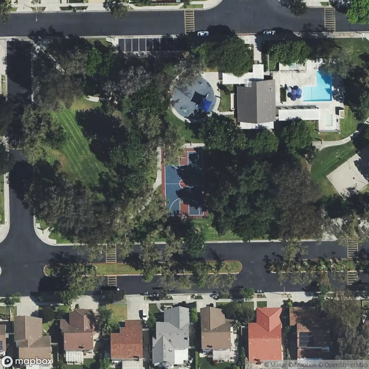 Queensborough Street Basketball Court